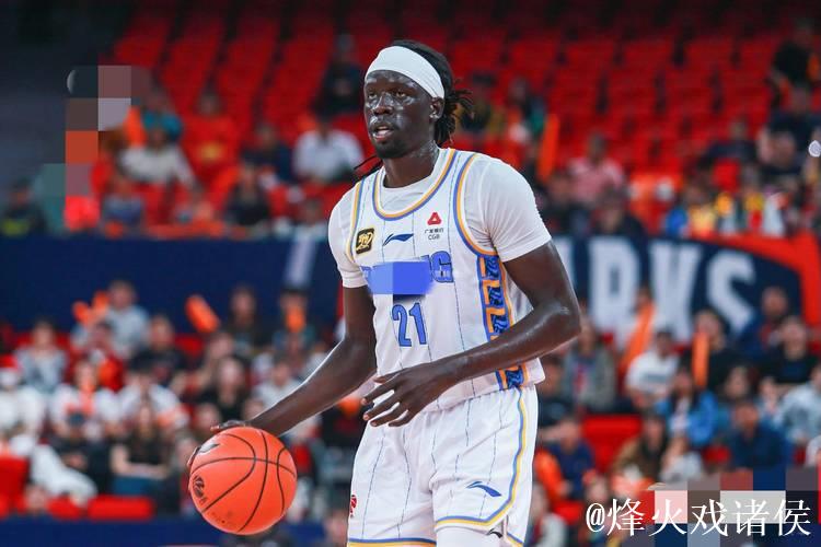 杰曼半场出战16分钟,投篮8中5得到14分1篮板5助攻 杰曼半场出战16分钟,投篮8中5得到14分1篮板5助攻