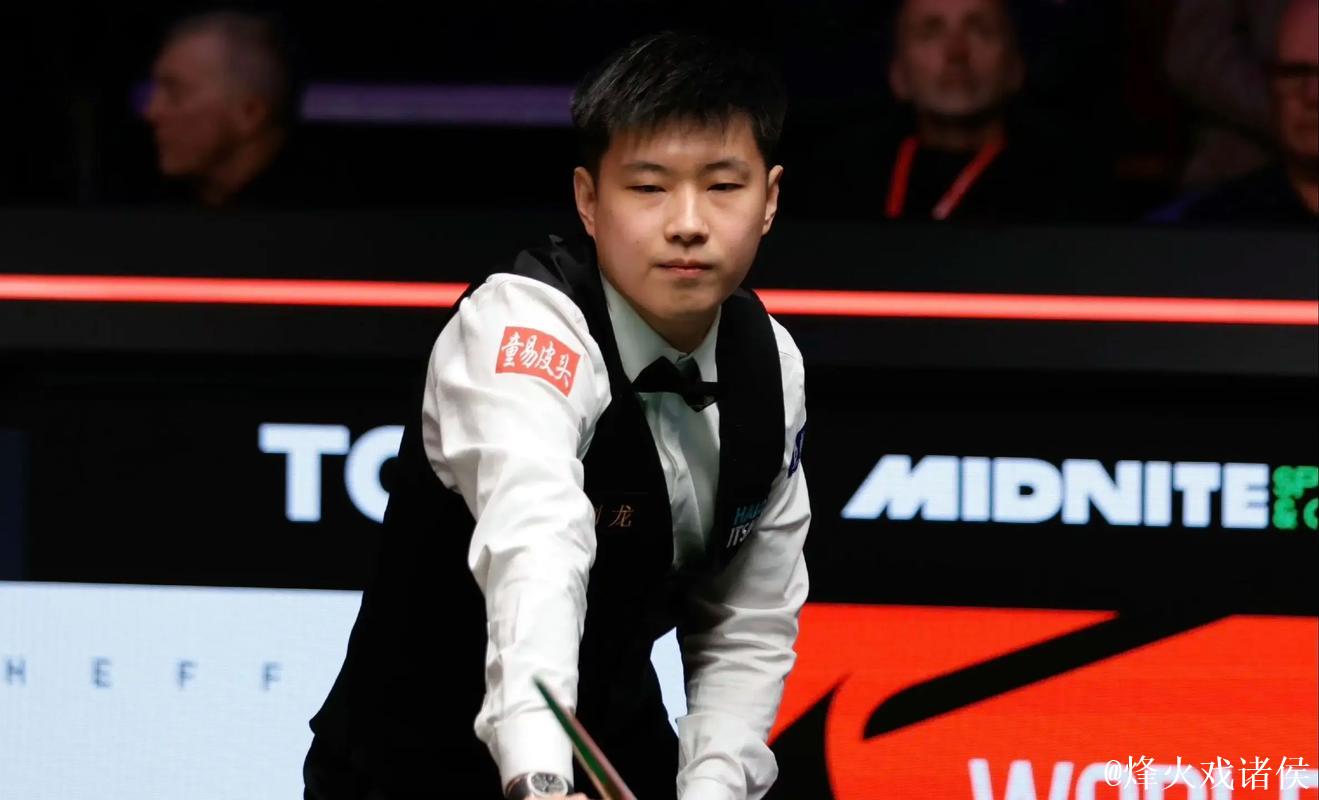 斯诺克国际锦标赛:赵心童险胜雷佩凡 6-5挺进16强 斯诺克国际锦标赛:赵心童险胜雷佩凡 6-5挺进16强